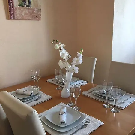 Apartment Sanja *